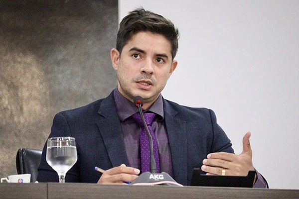 Flávio Costa é nomeado como desembargador do TJ-MA após ser o mais votado em lista tríplice 