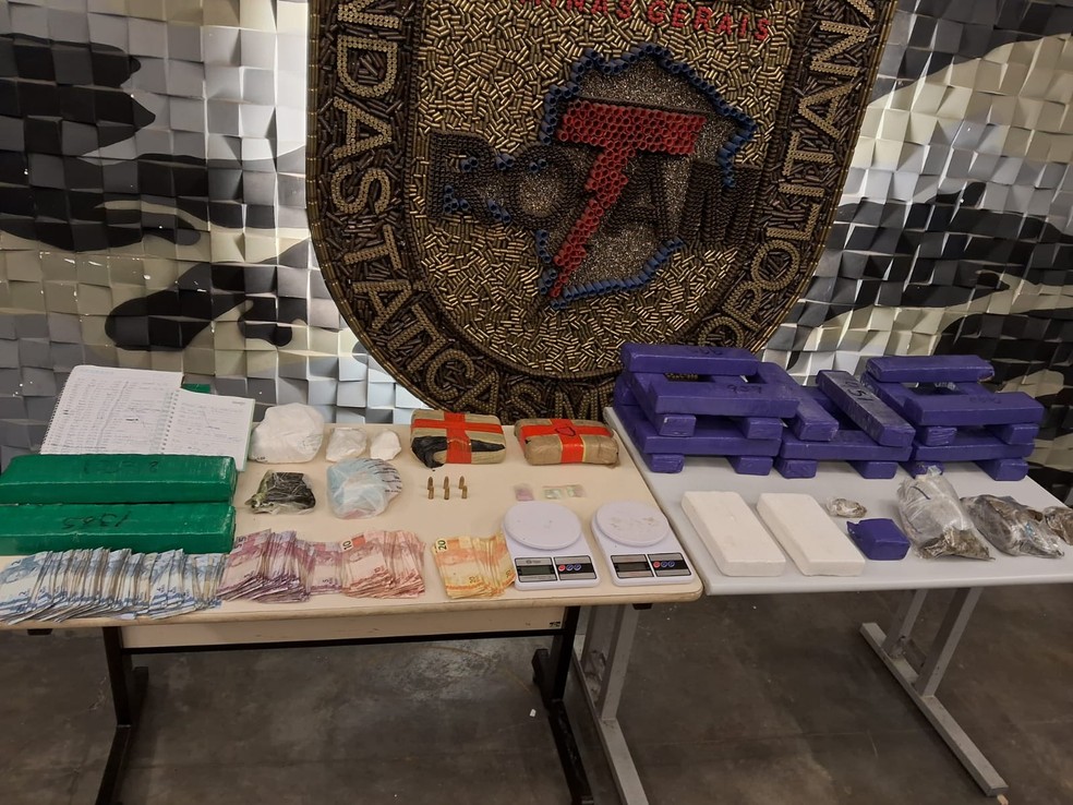 Quatro são presos por tráfico de drogas em Contagem