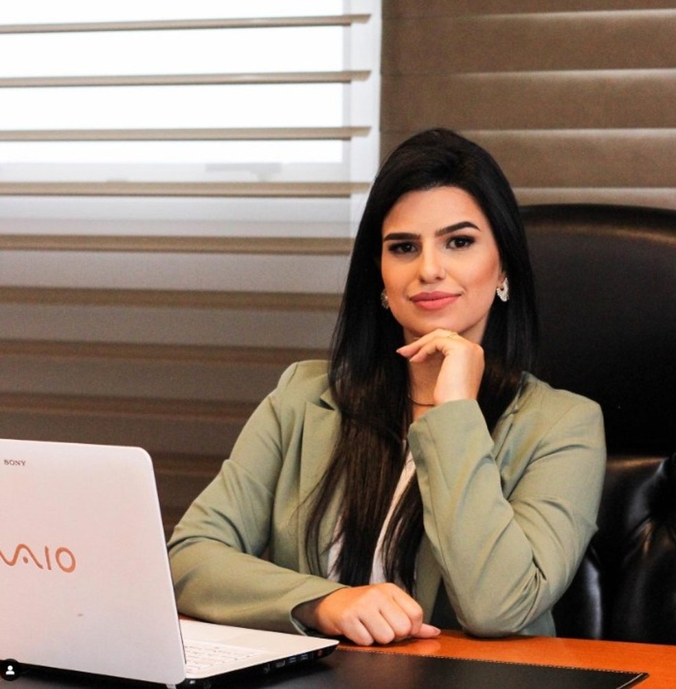 Daiane Vasconcelos se formou em Campo Grande e divulgava conteúdo jurídico nas redes sociais. — Foto: Redes sociais