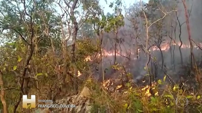 Chapada dos Veadeiros tem 10º dia de incêndios