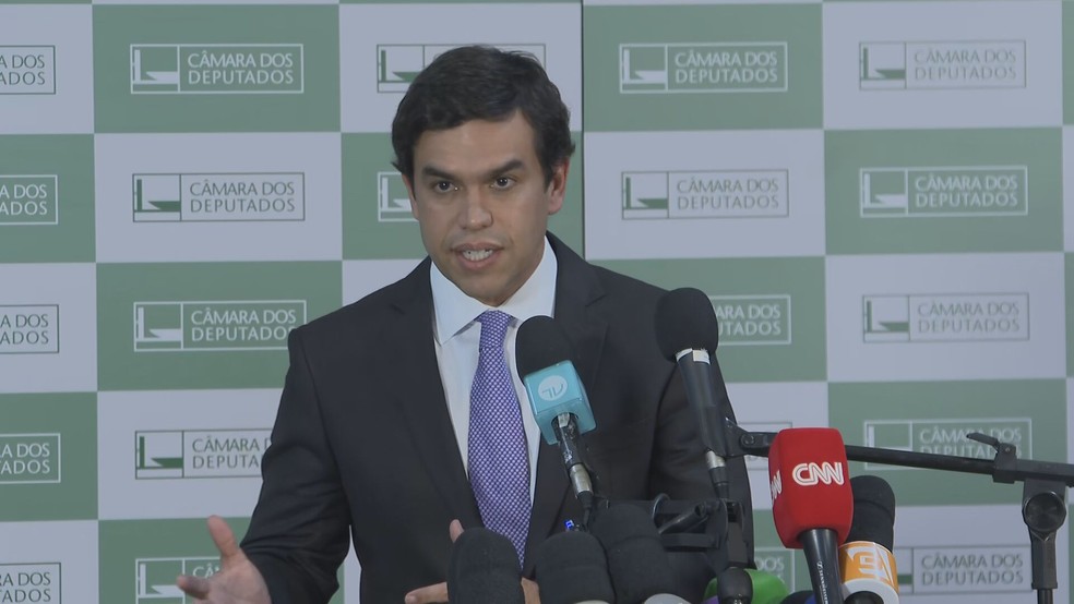 Deputado Beto Pereira (PSDB-MS) em coletiva à imprensa. — Foto: Reprodução/TV Globo