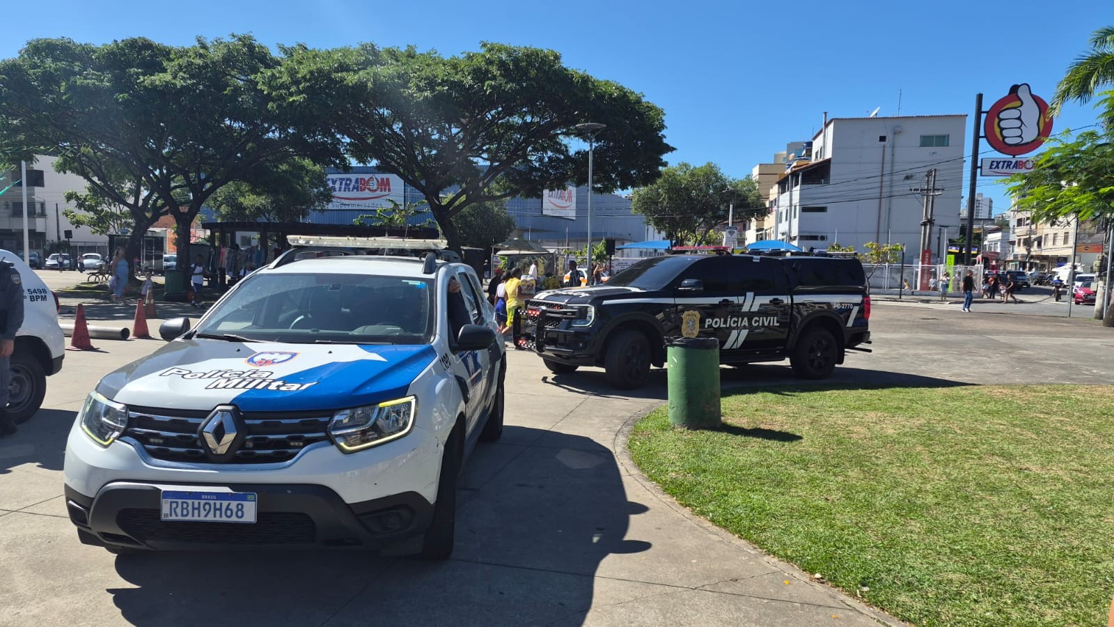 Adolescente de 14 anos é morto a tiros em praça de Vitória