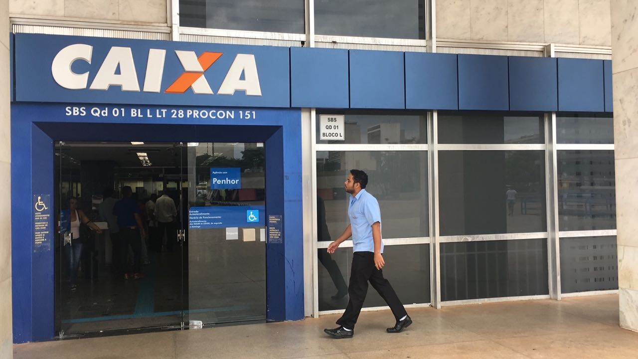 Caixa abre oito agências no DF para serviços essenciais durante feriado ...