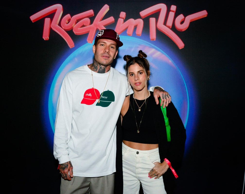 Mateus Verdelho e Shantal no 2º dia do Rock in Rio 2022 — Foto: Webert Belicio/Agnews 