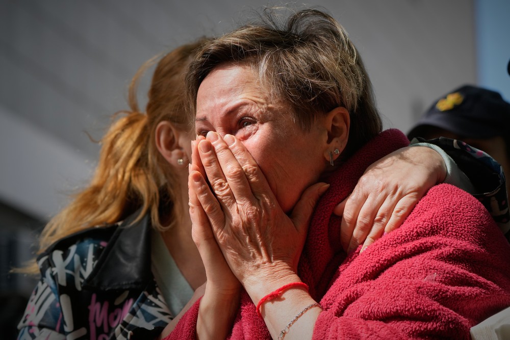 Ataque russo com mísseis e drones deixa oito mortos e 40 feridos em Kiev