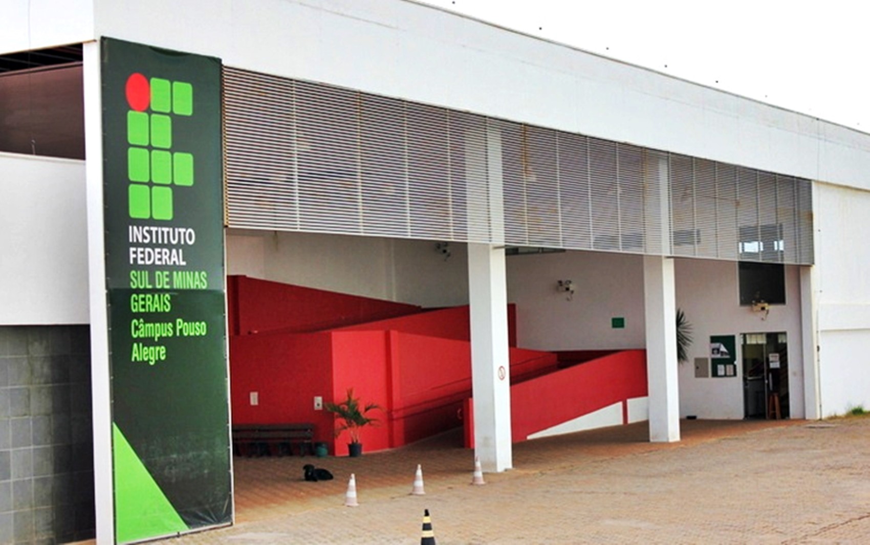 Unidades do IFSULDEMINAS aderem à paralisação nacional que pede melhorias para servidores