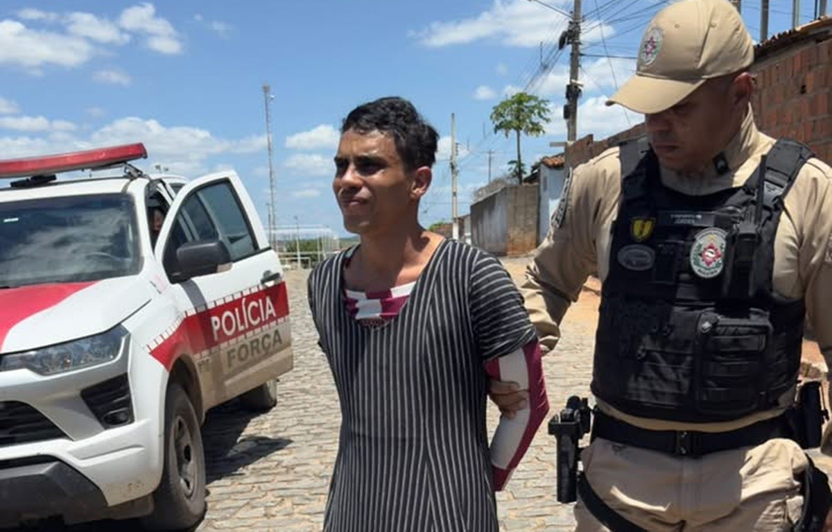Suspeito de homicídios preso vestido de mulher cometeu primeiro crime aos 13 anos e se escondia no mato na PB, diz polícia