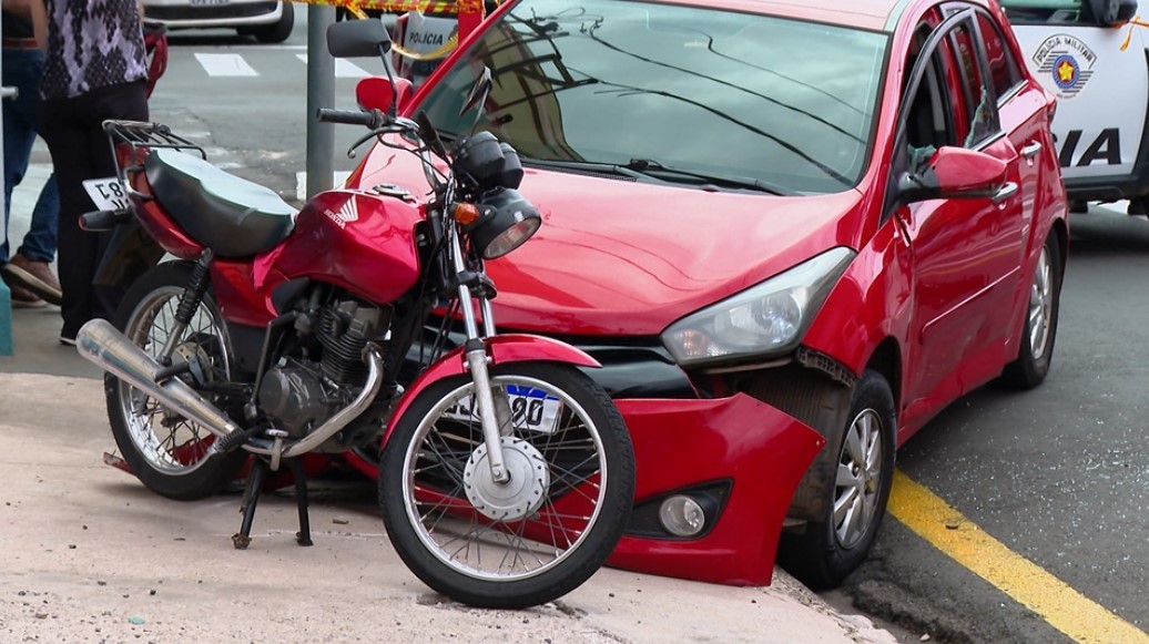 VÍDEO: motorista é esfaqueado após discussão por dívida de danos de acidente em São Carlos