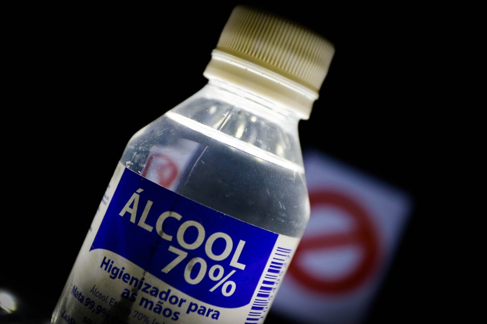 Álcool 70% (imagem ilustrativa) — Foto: Aloisio Mauricio/Fotoarena/Estadão Conteúdo