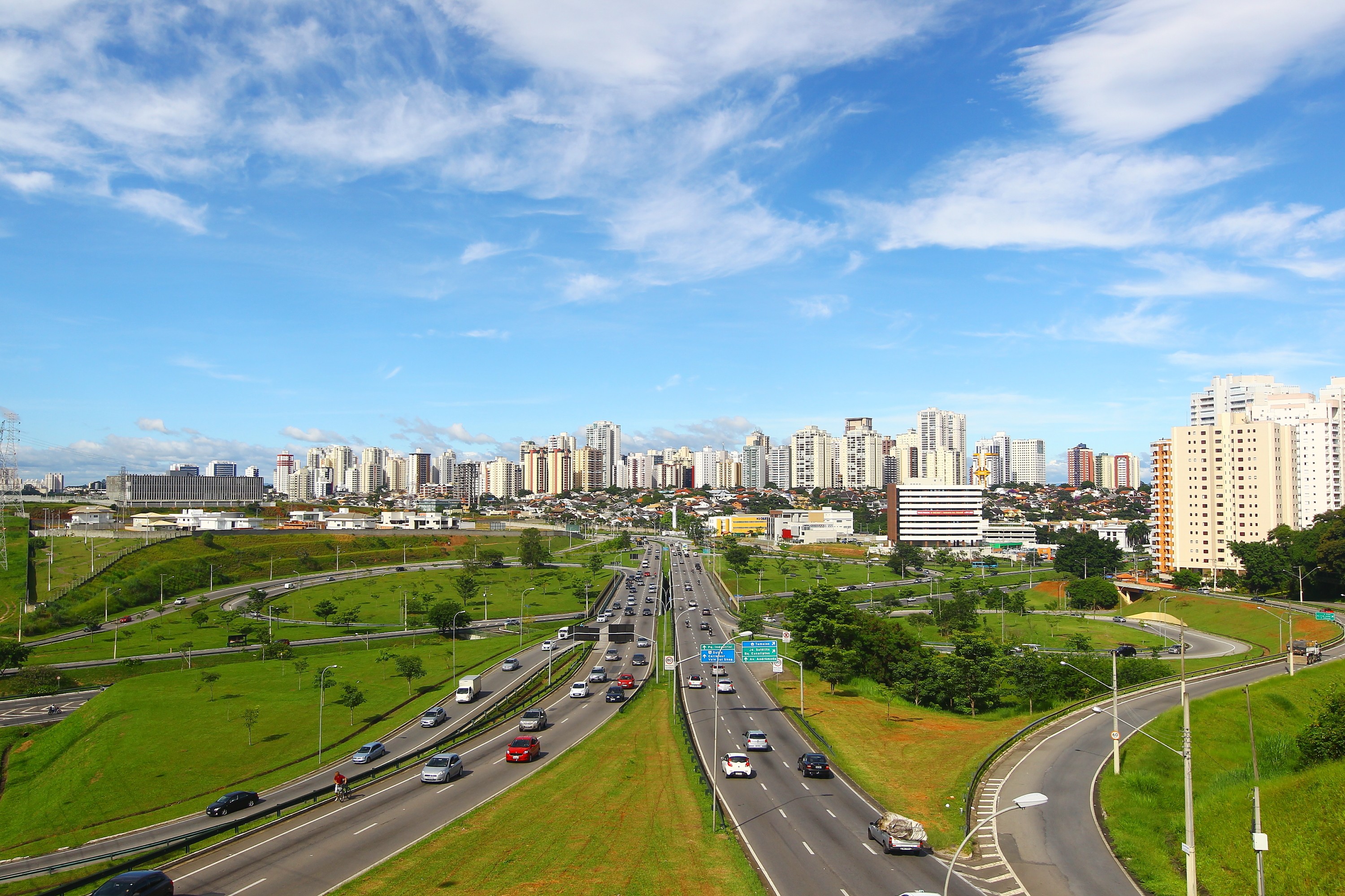 Capital do Vale do Paraíba, São José dos Campos faz 258 anos com perfil tecnológico e alma de interior