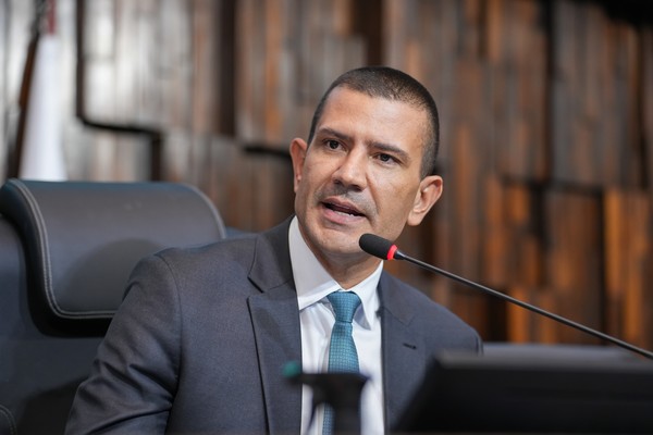 Douglas Ruas — Foto: Thiago Lontra/Alerj
