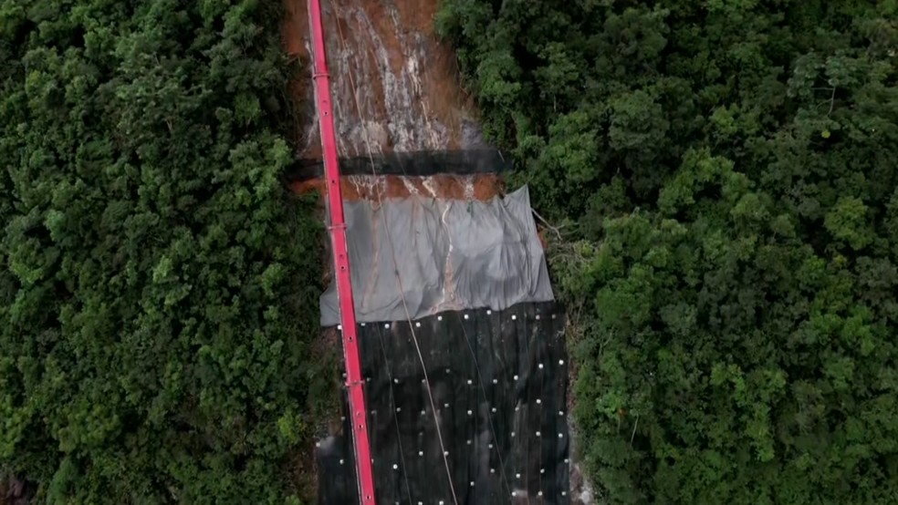 Obras de contenção na encosta da BR-277, no Paraná, são concluídas