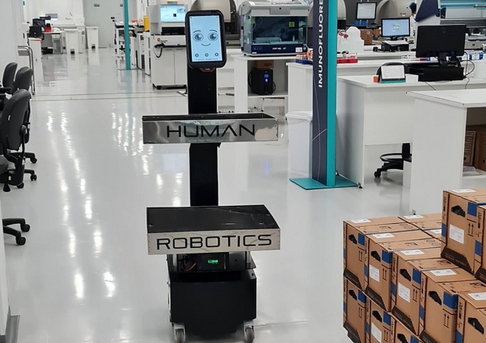 Robô simpático vira aposta para comércios e supermercados. — Foto: Human Robotics