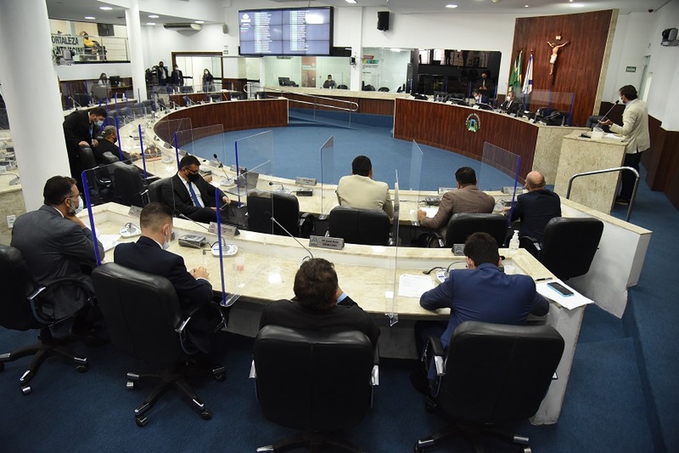 Vereadores aprovam Lei Orçamentária Anual (LOA), com orçamento de R$ 9,9 bilhões para Fortaleza em 2022. — Foto: Câmara Municipal/ Divulgação
