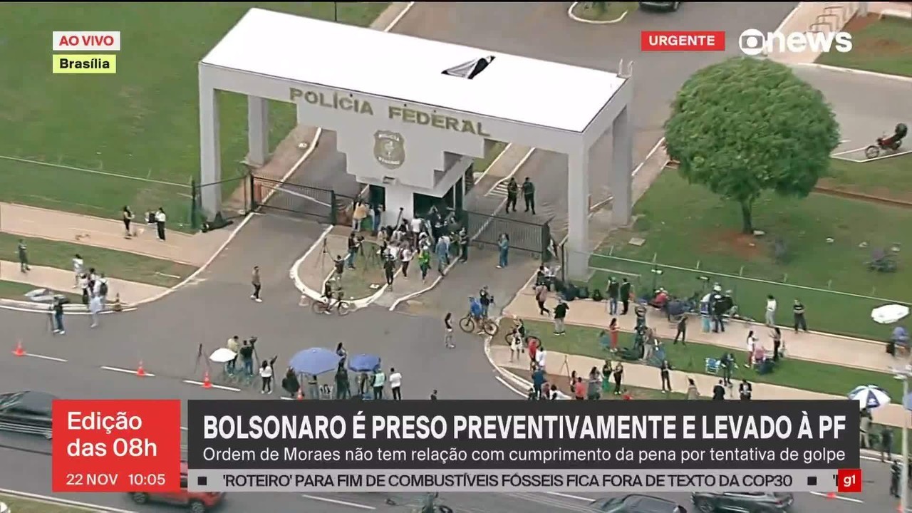 Moraes rejeita pedido da defesa de Bolsonaro para prisão domiciliar humanitária