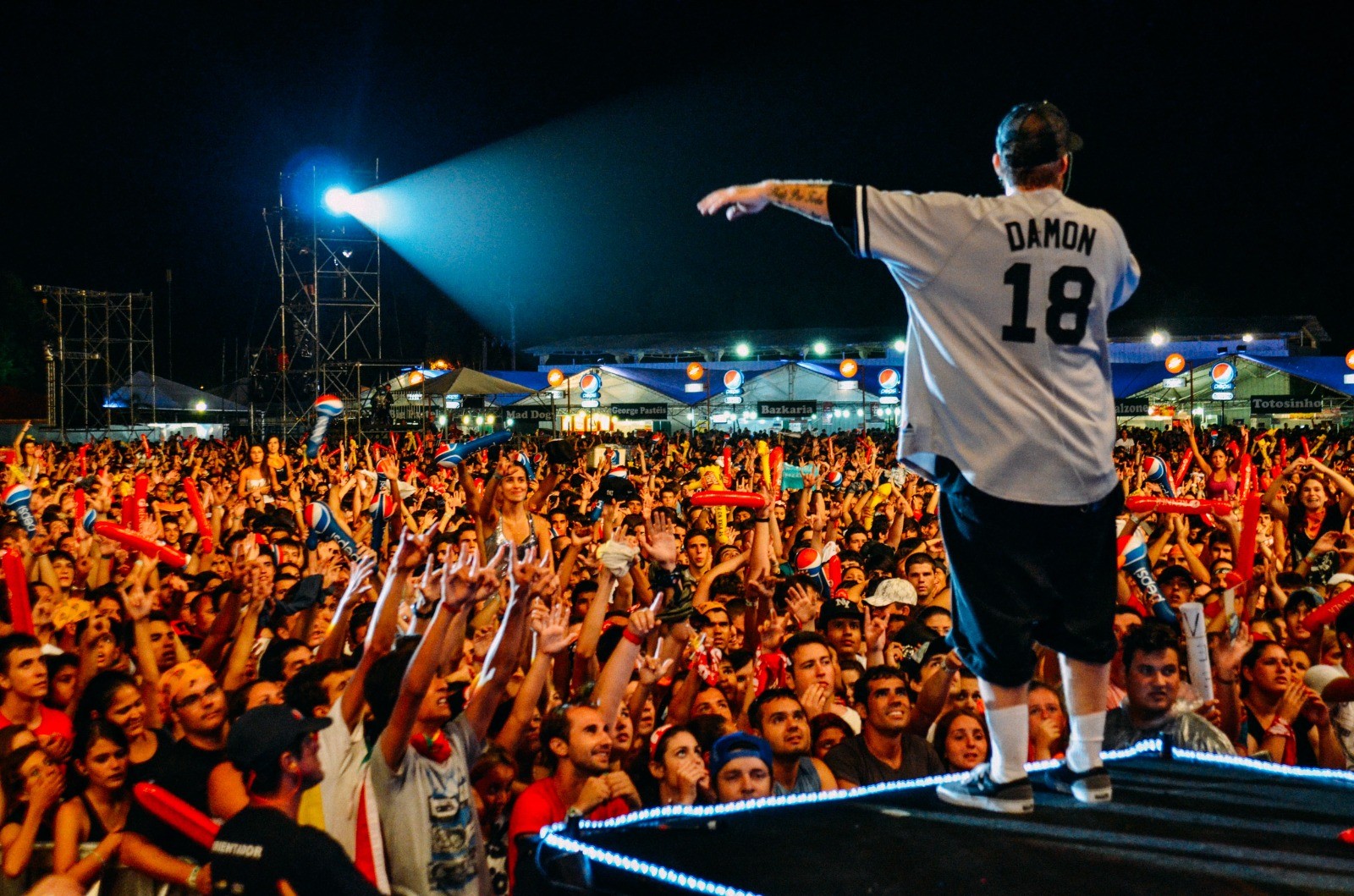 Turnê em homenagem ao cantor Chorão, vocalista do Charlie Brown Jr., chega a Guaratinguetá no dia 7 de novembro