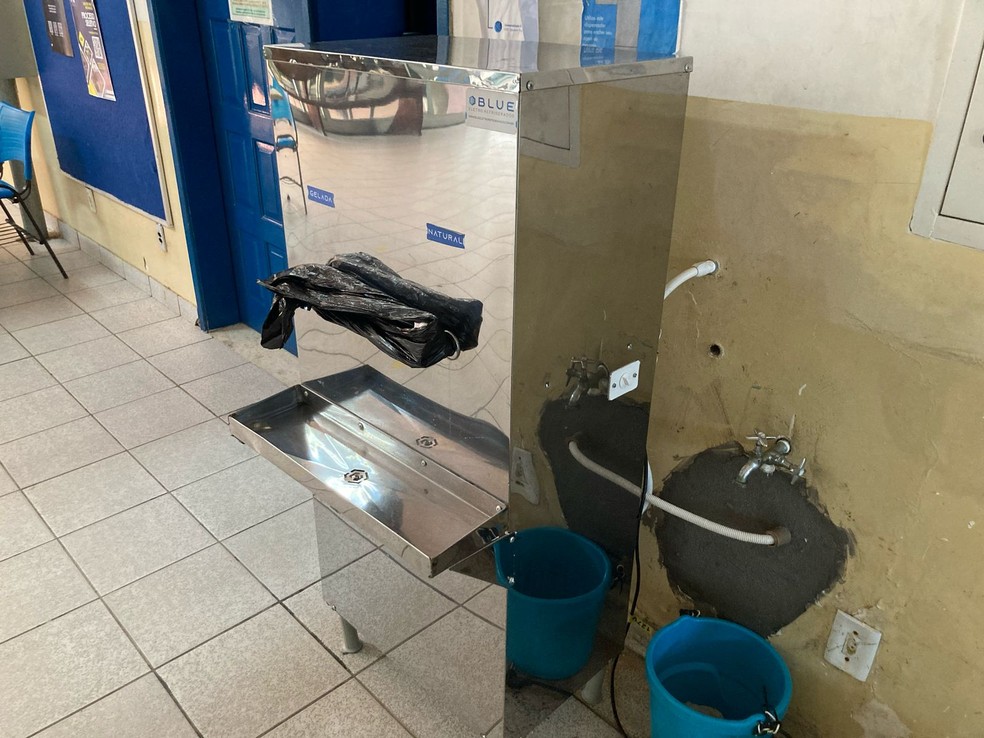 Bebedouros de campus da Ufba em Salvador são interditados após indícios de contaminação na água — Foto: Arquivo Pessoal