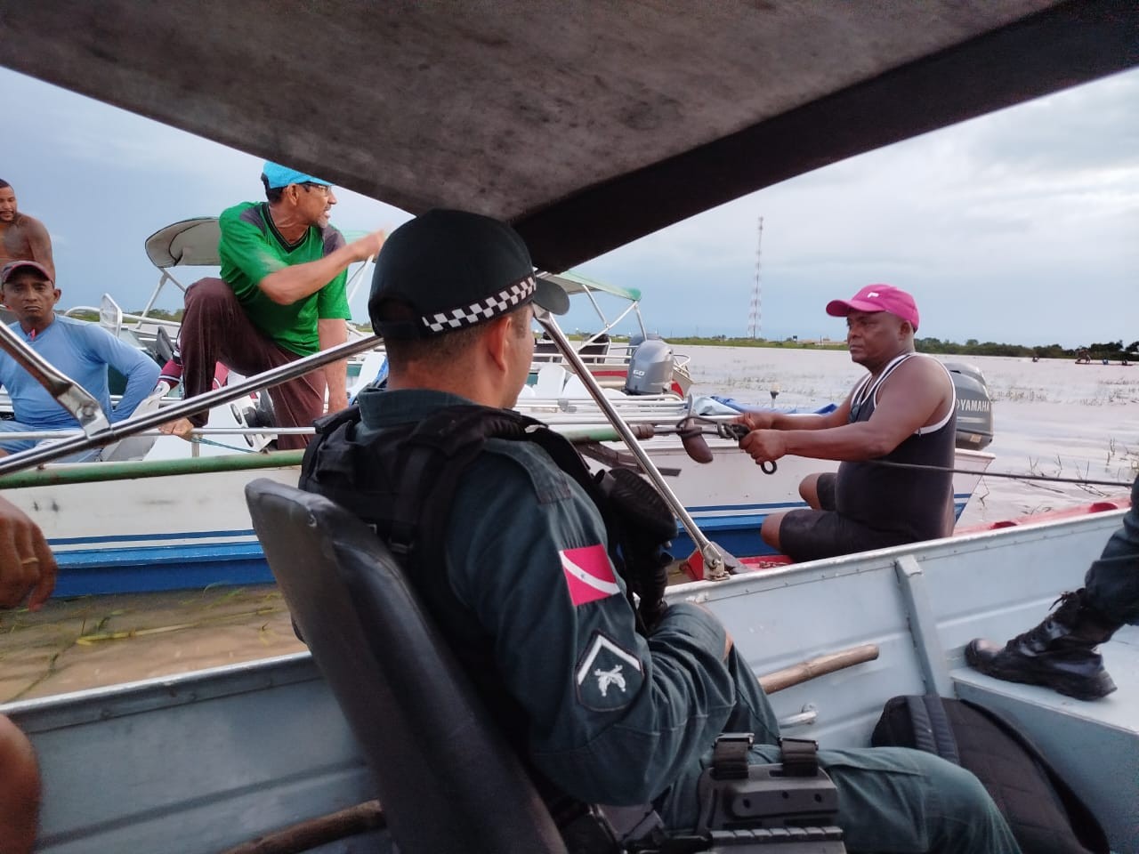 Corpo de homem é encontrado em rio após naufrágio na Ilha do Marajó 