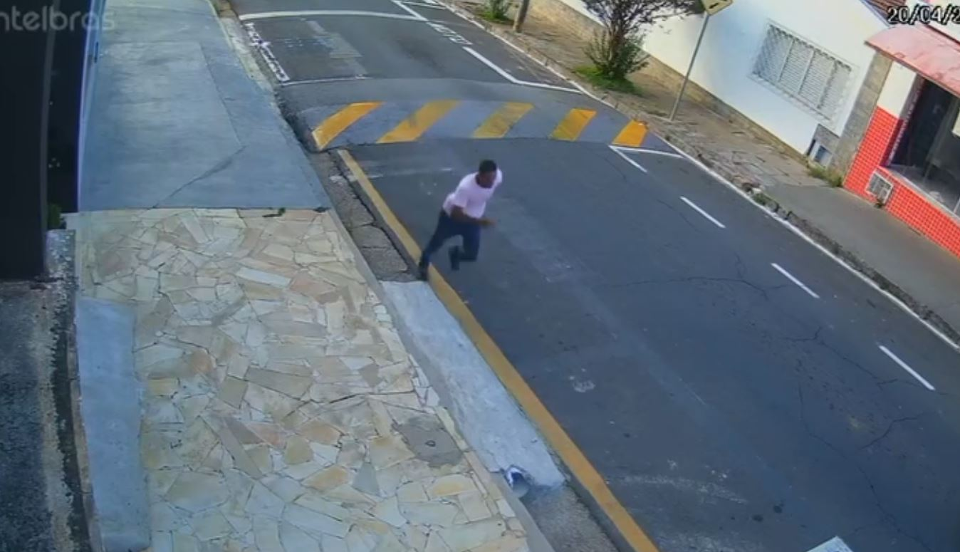 VÍDEO: homem é assassinado a tiros oito dias após ser baleado em bar e sobreviver no interior de SP