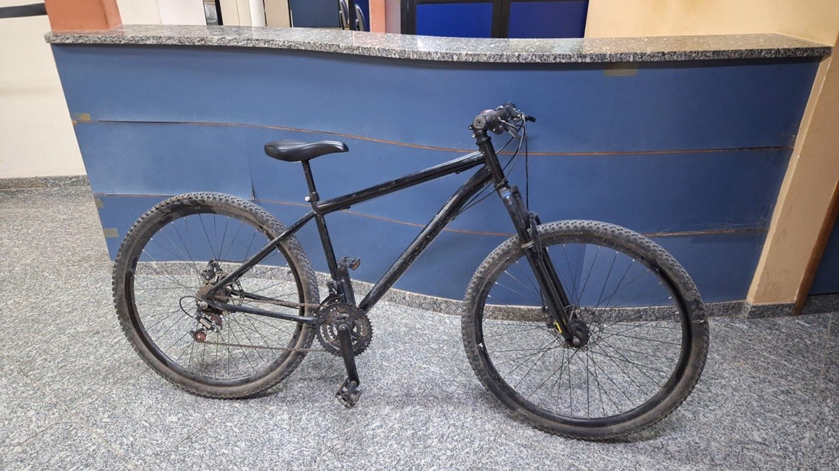 Adolescente é apreendido suspeito de furtar bicicleta no Centro de Porciúncula