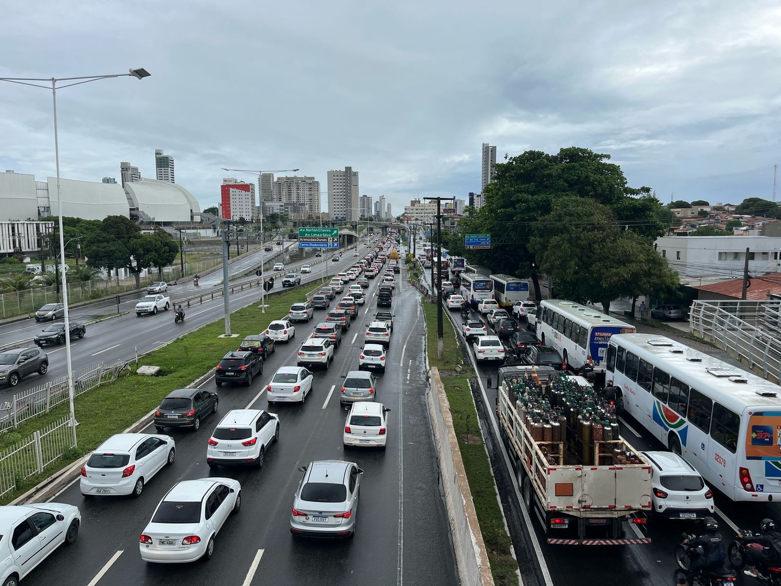 Homem foge após acidente em Natal e envia irmão gêmeo para tentar enganar a PRF; motorista foi condenado