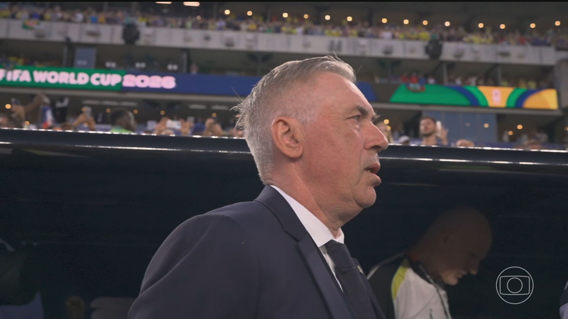 Mais da metade dos técnicos da Copa é estrangeira; nenhum é brasileiro 