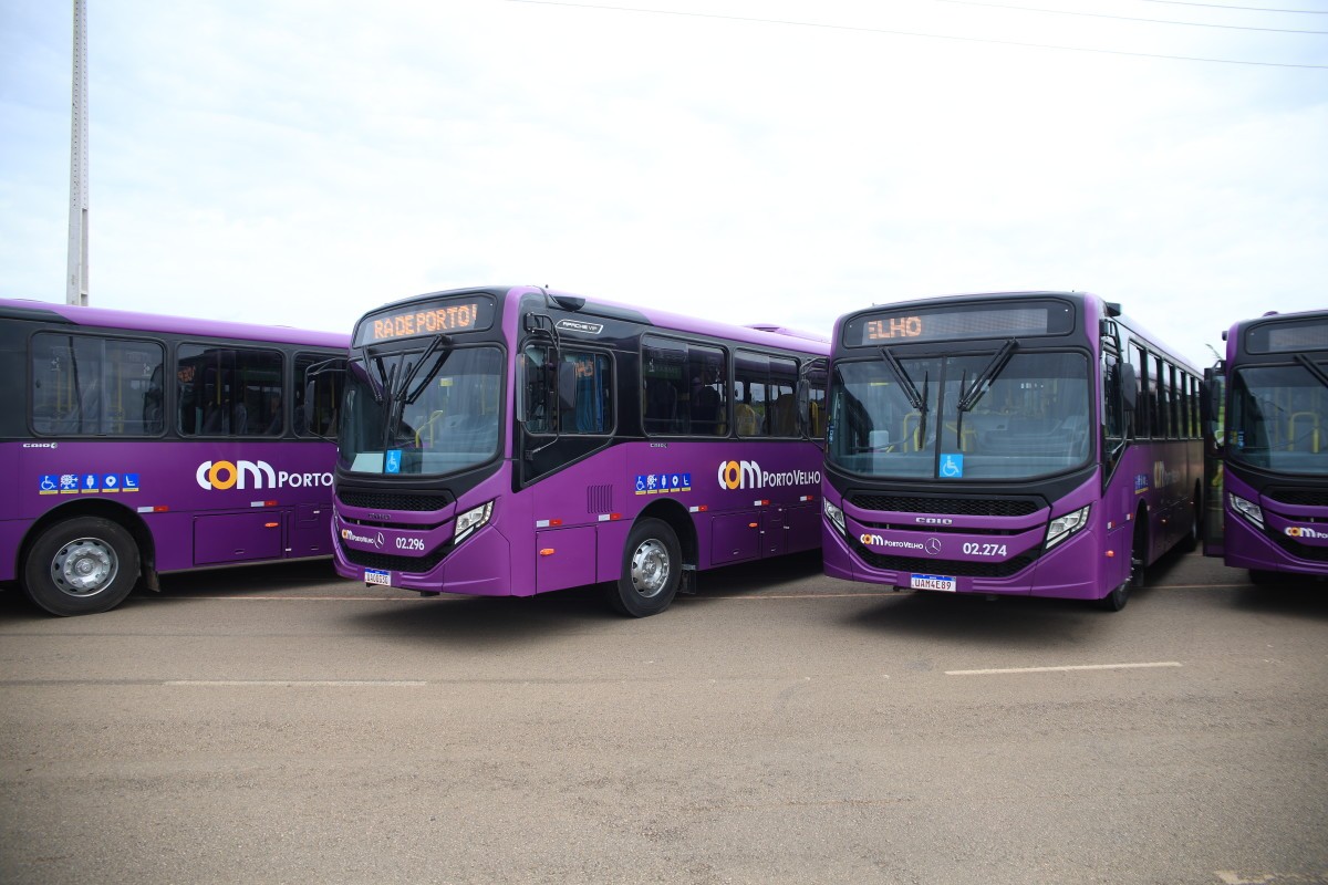 Ônibus adaptados começam a rodar em Porto Velho; veja passo a passo para usar o serviço