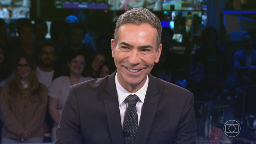 Csar Tralli na bancada do Jornal Nacional  Foto: Jornal Nacional/ Reproduo