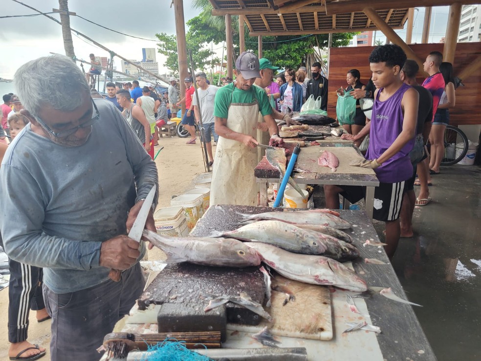 A venda de peixe fresco é impulsionada no período em que cristãos evitam as carnes vermelhas e as aves. — Foto: Kilvia Muniz/ SVM
