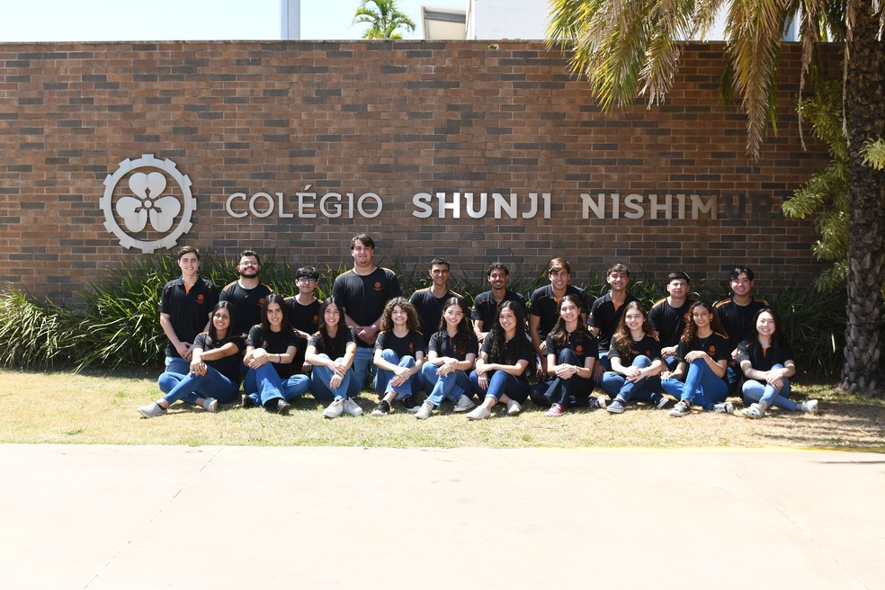 Alunos do Ensino Médio contam com suporte do Serviço de Orientação Educacional, projetos interdisciplinares e preparação científica — Foto: Divulgação Colégio Shunji Nishumura