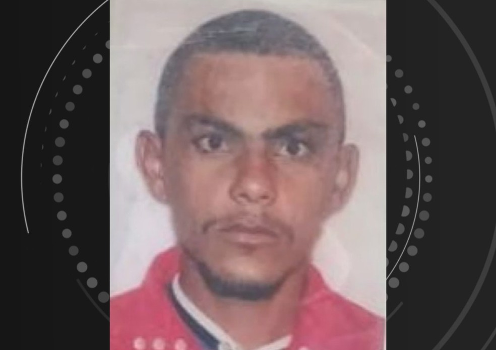 Cabo de aço rompe e homem morre após cair em buraco de garimpo no norte da Bahia — Foto: Reprodução/TV São Francisco