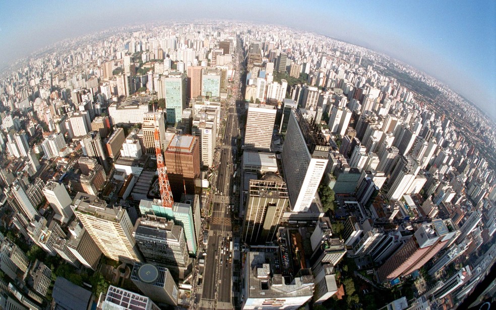 Imagem aérea da região central de São Paulo, com a Avenida Paulista no centro da imagem de maio de 2000 — Foto: Agliberto Lima/Estadão Conteúdo/Arquivo