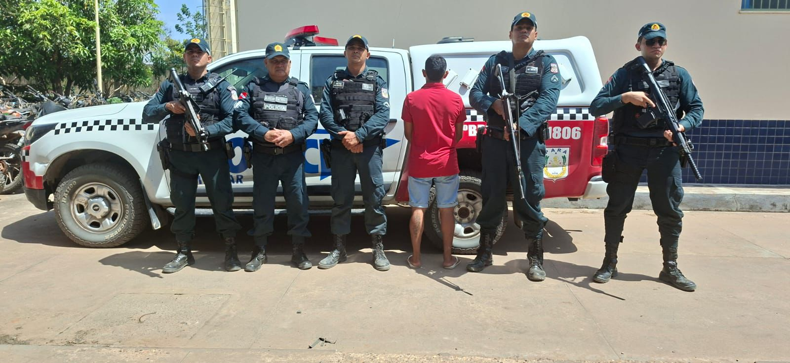 Homem morre após ser atingido por golpes de facão durante briga em Prainha; suspeito é preso