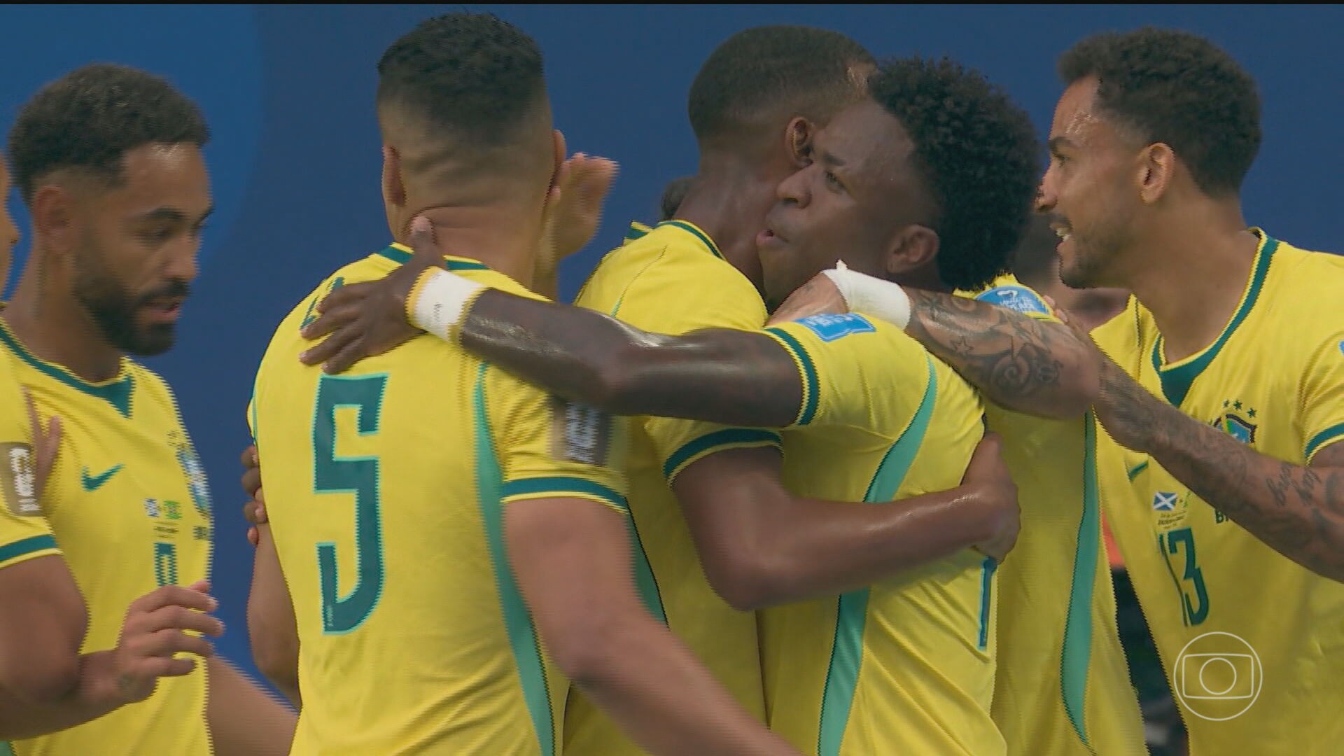 Veja os personagens da vitória do Brasil sobre a Escócia na Copa