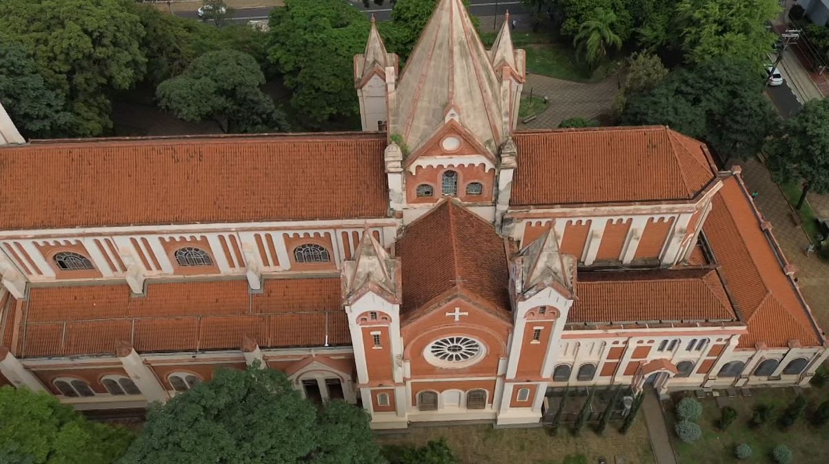 Censo IBGE: que religiões predominam nas cidades da região de Ribeirão Preto?
