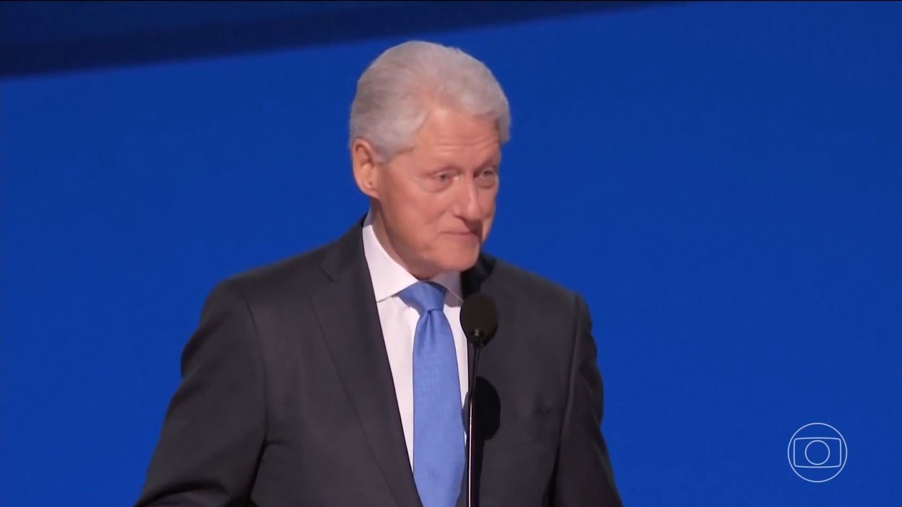 Bill Clinton depõe ao Congresso sobre relação com empresário Jeffrey Epstein
