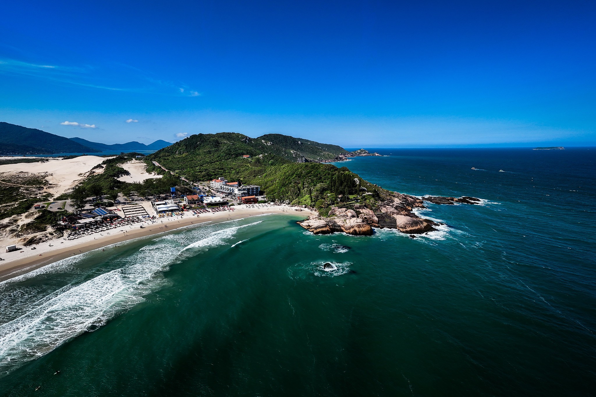 Próprias para banho? Veja como estão praias 'queridinhas' de SC no 1º relatório da temporada