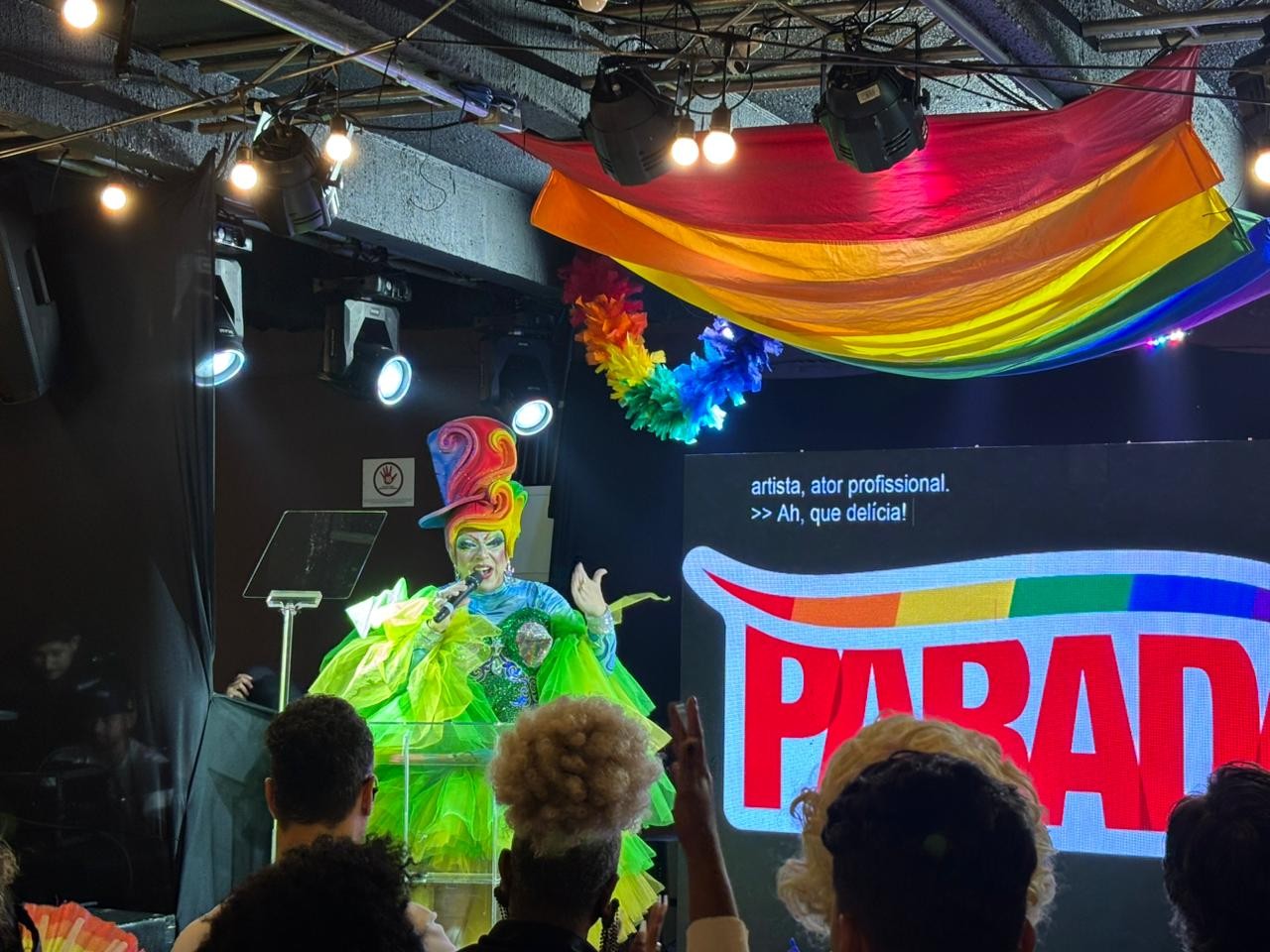 ‘Vai ter criança, sim’, afirma presidente da Parada LGBT+ sobre projeto de lei que proíbe menores no evento em SP