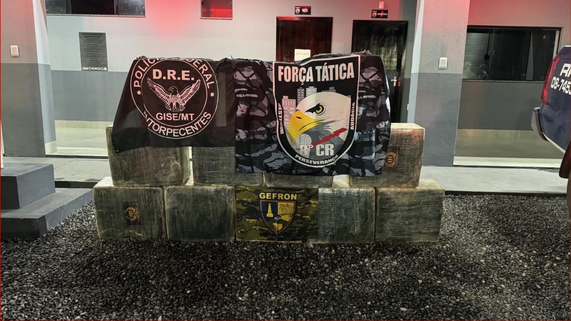 Quase meia tonelada de cocaína é apreendida em pista clandestina em MT