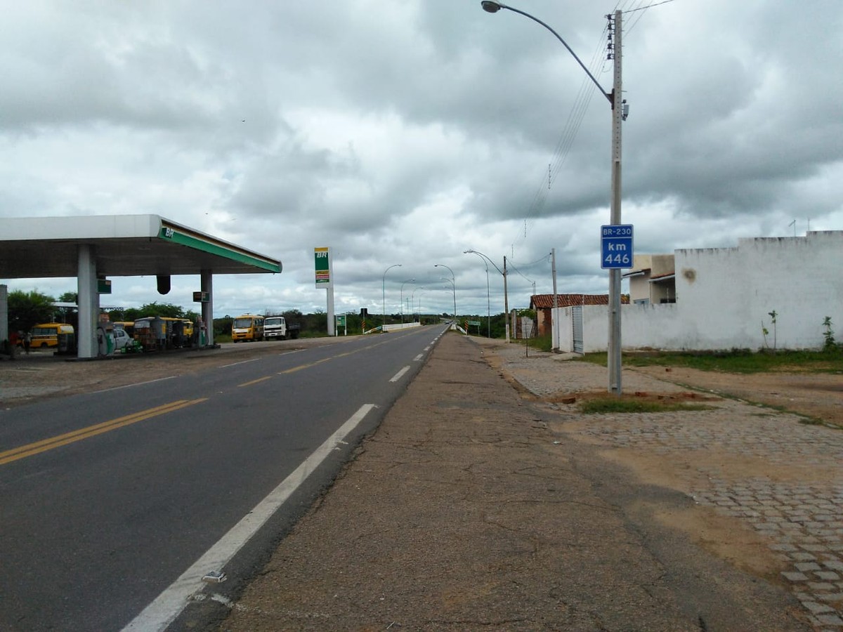 Rodovia BR-230 - Estrada / Rua
