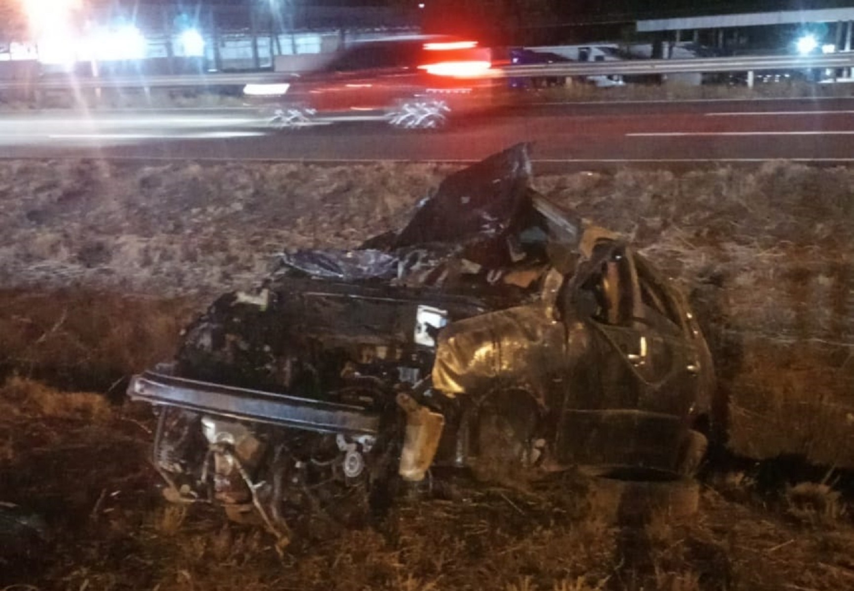 Motorista morre em acidente entre carro e caminhonete em Palmas