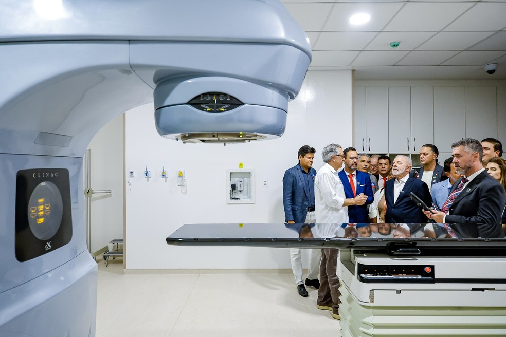 Lula visita e participa de cerimônia de inauguração de centro de radioterapia em Itabira (MG) — Foto: Ricardo Stuckert/PR