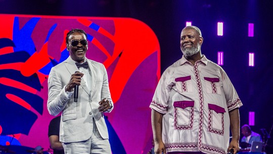 Péricles canta ‘A amizade’ com Seu Jorge em álbum do ‘Pagode do Pericão’ -