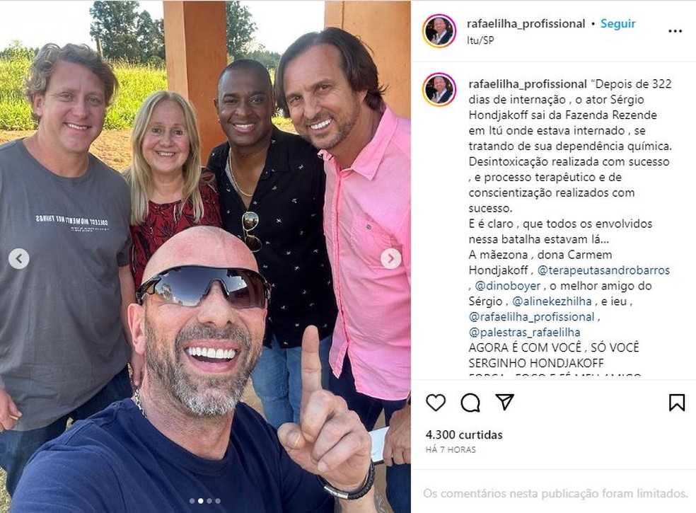 Rafael Ilha posta imagem do momento em que Sérgio Hondjakoff recebeu alta em Itu — Foto: Reprodução/Instagram