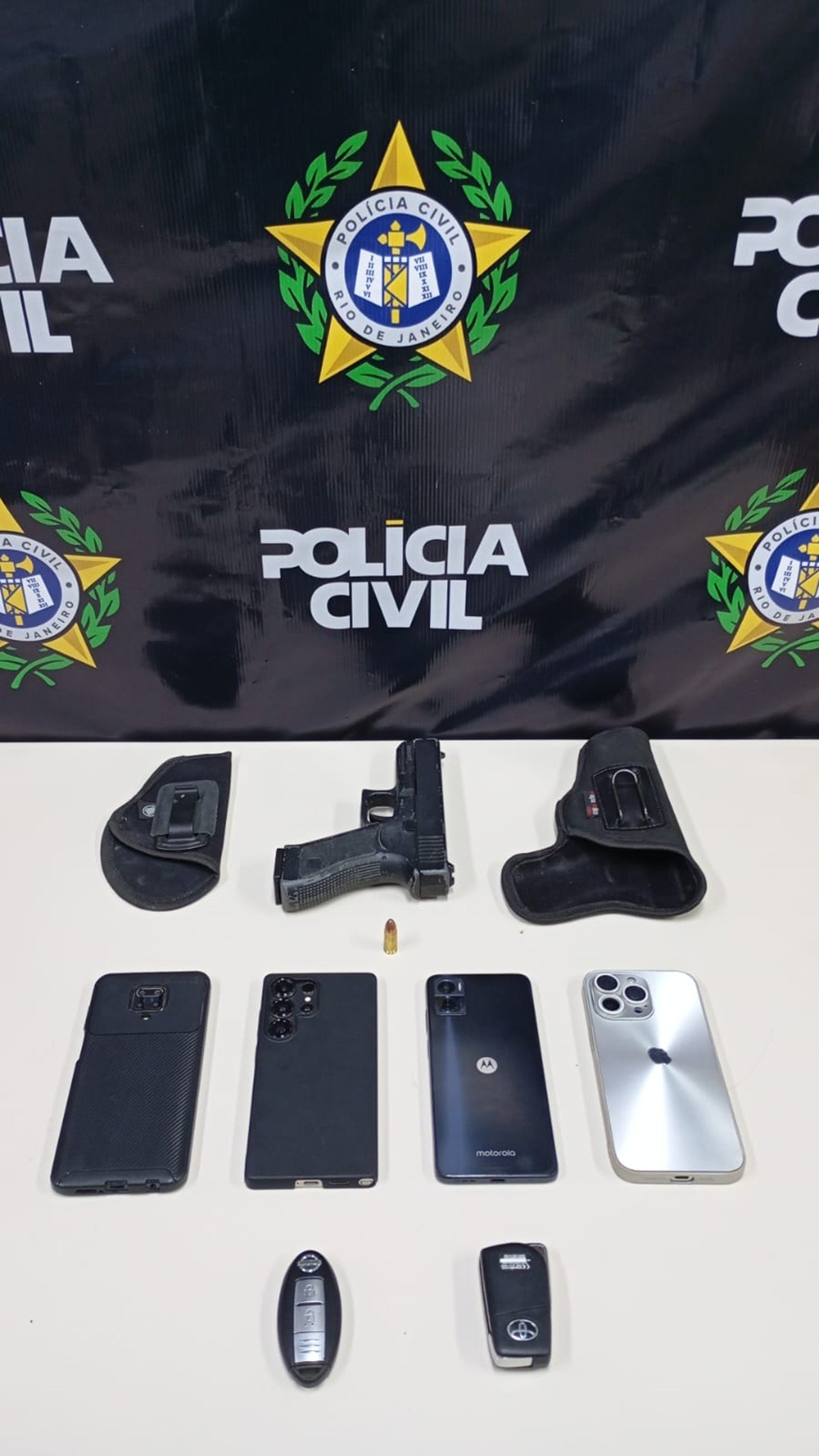 Polícia prende dois suspeitos de integrar quadrilha de agiotas em Maricá