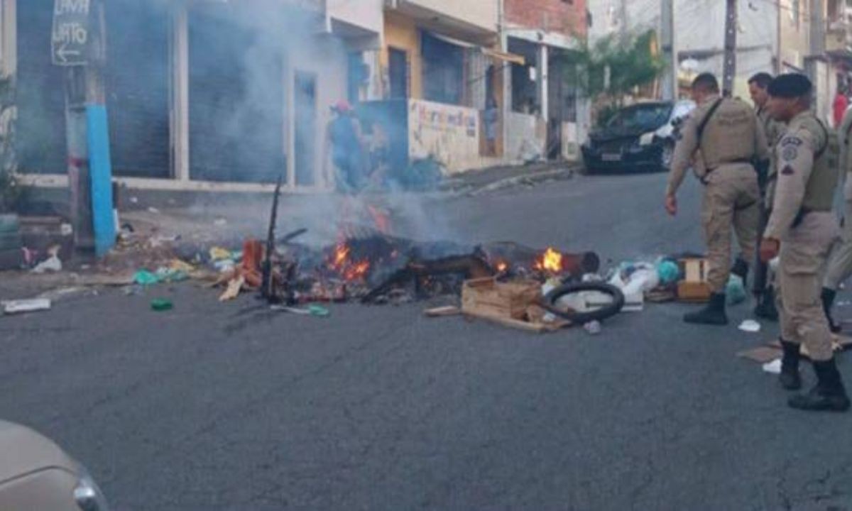 Duas mulheres ficam feridas após ação policial em bairro de Salvador