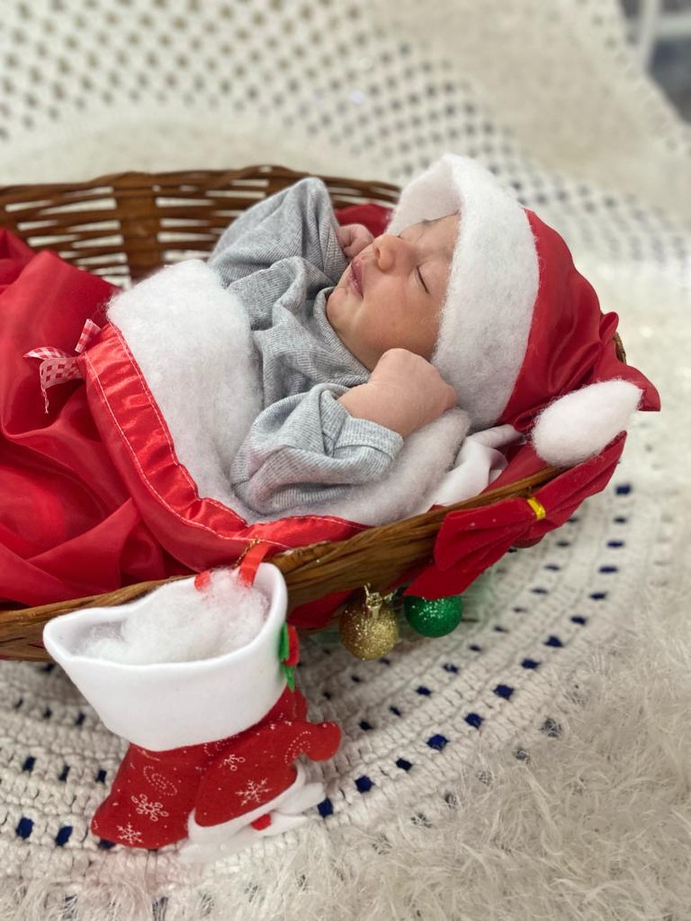 O ensaio newborn, como é chamado, é totalmente gratuito — Foto: Divulgação/SES