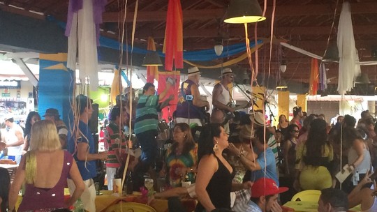 Projeto recruta músicos e bandas para se apresentarem no Mercado Popular da 74, em Goiânia
