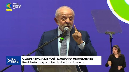 Lula diz que pretende levar Janja para conversa que terá com Trump; primeira-dama brinca e faz sinal negativo com a mão - Declaração do presidente foi dada durante a 5ª Conferência de Política para as Mulheres, em Brasília.