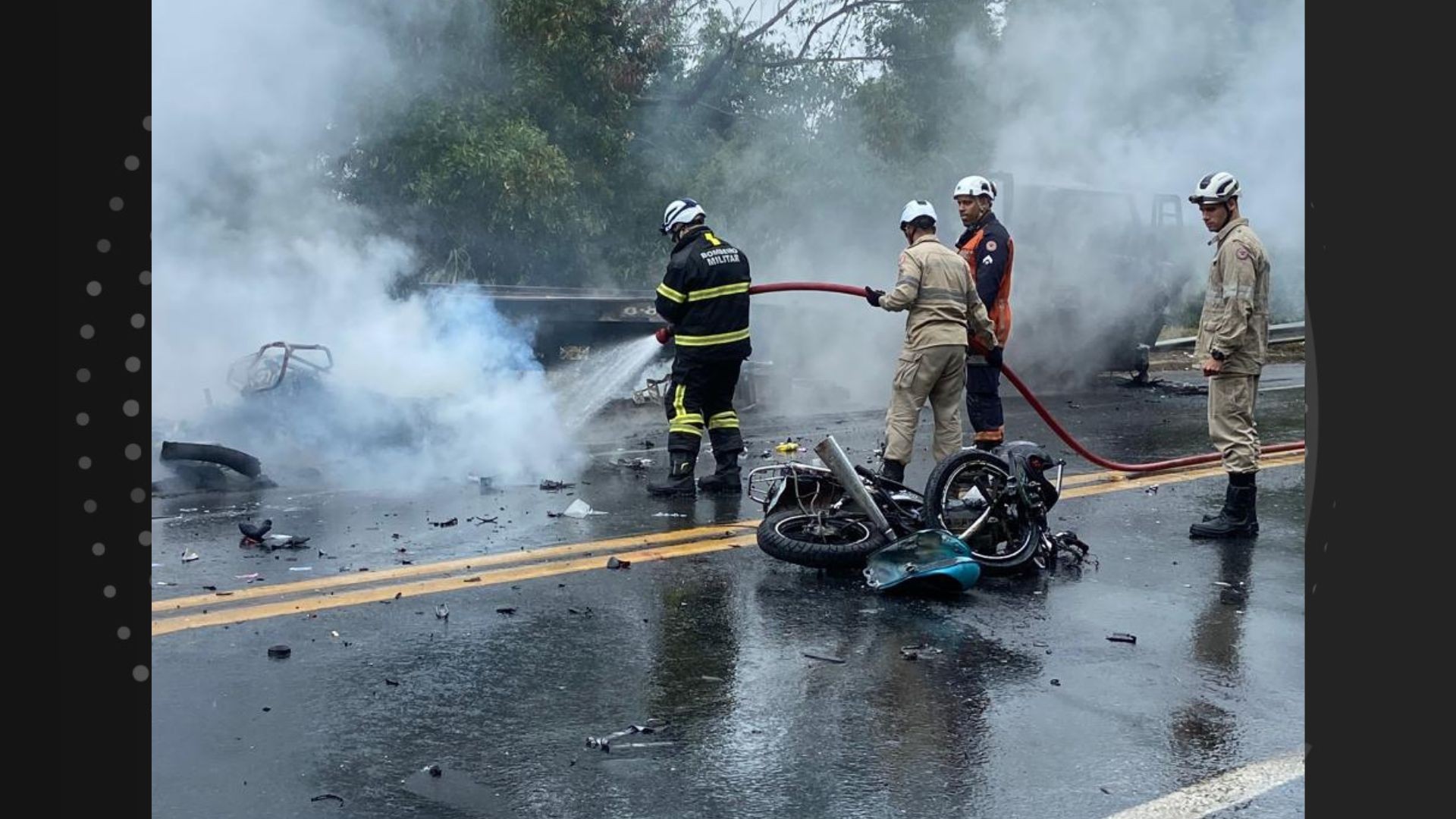 VÍDEO: Um morto e sete feridos em acidente envolvendo caminhão e cinco motos em Aracruz, ES